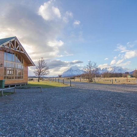 Glamping Rio Serrano - Caja Los Andes Torres del Paine National Park Eksteriør billede