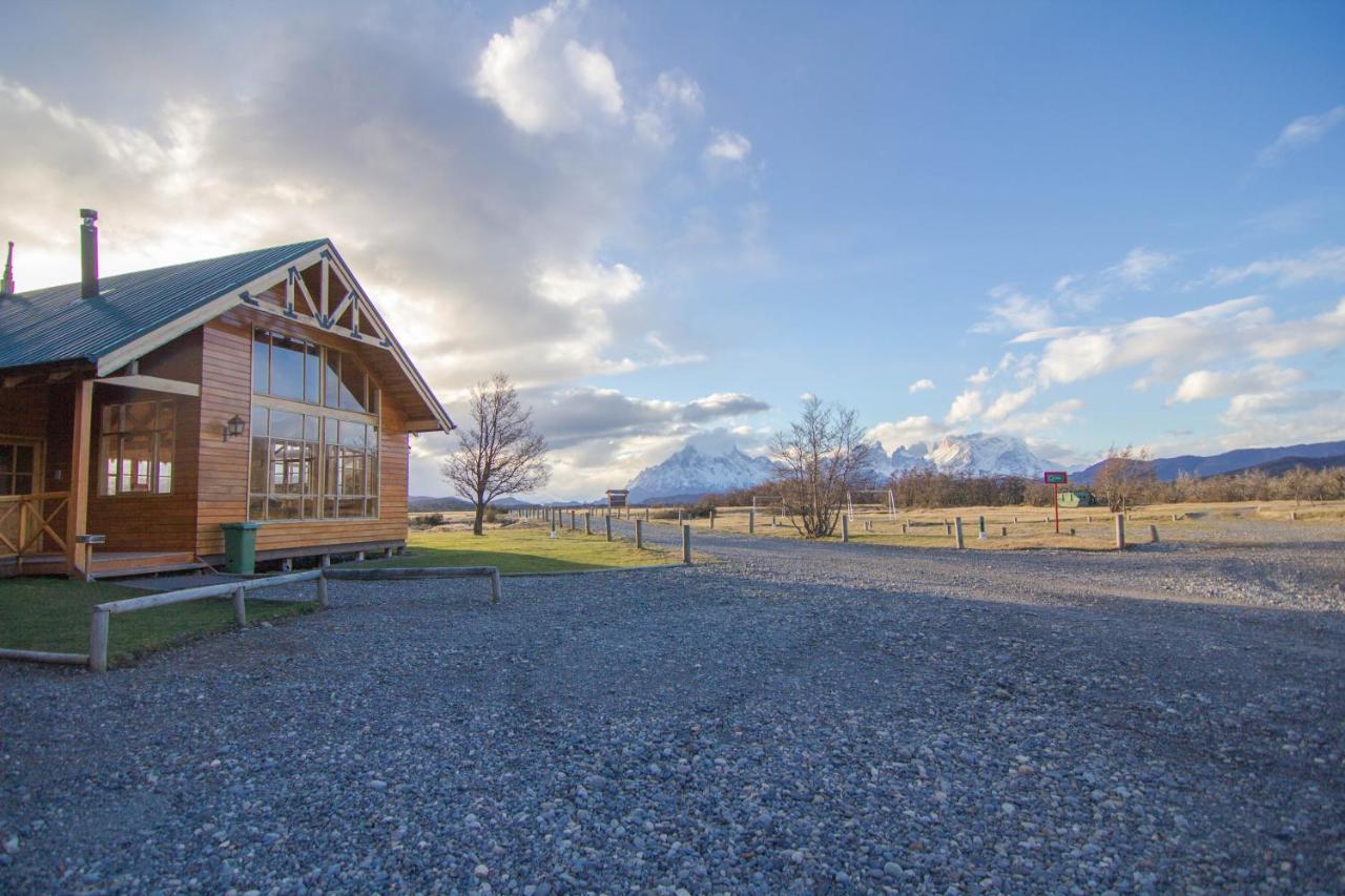 Glamping Rio Serrano - Caja Los Andes Torres del Paine National Park Eksteriør billede